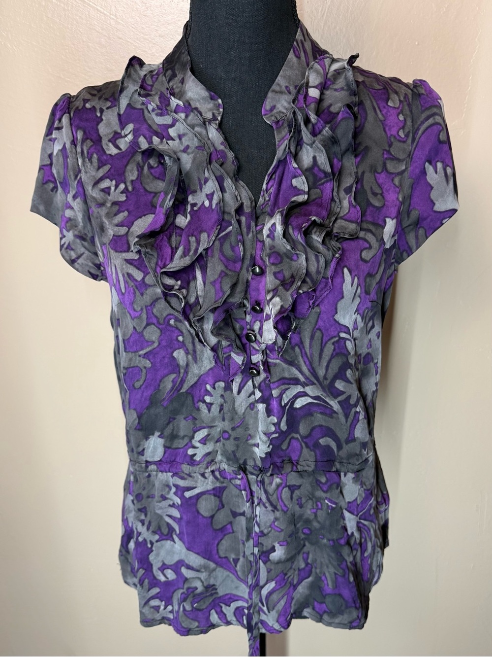 Classiques entier Silk Floral Ruffle Blouse in Purple & Gray Size Small